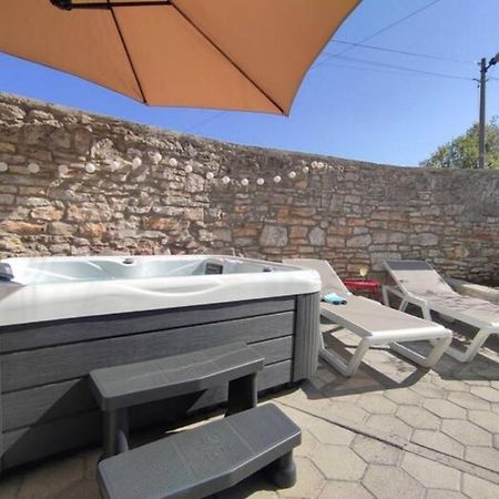Baderna Apartment With Whirlpool And Bbq Near Porec מראה חיצוני תמונה
